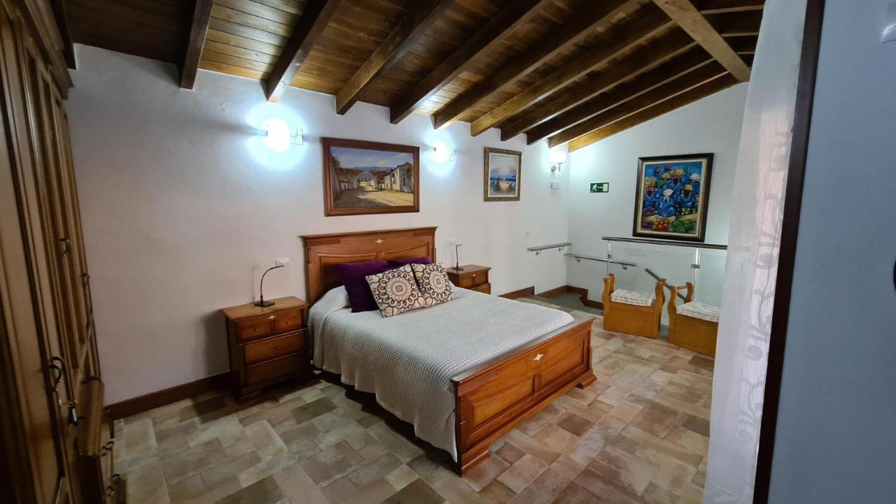 Cho Almeida Vega de San Mateo Exterior foto